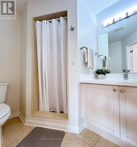 54 - 3030 Breakwater Court, Mississauga, ON - Indoor Photo Showing Bathroom