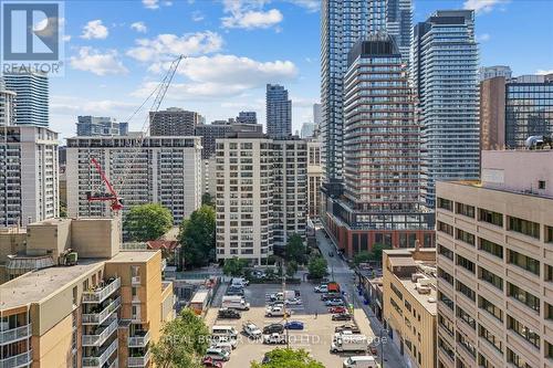 409 - 25 Maitland Street, Toronto, ON - Outdoor With Facade