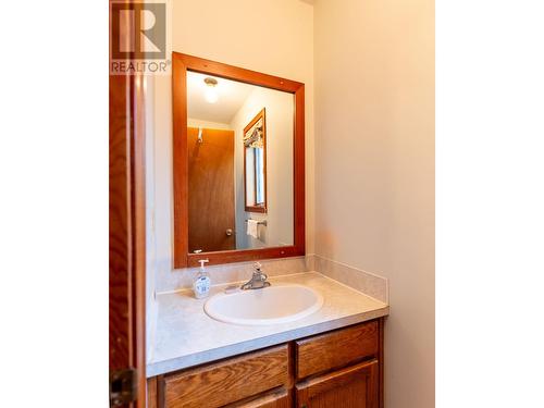 2615 Ridgeview Drive, Prince George, BC - Indoor Photo Showing Bathroom