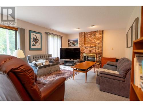 2615 Ridgeview Drive, Prince George, BC - Indoor Photo Showing Living Room With Fireplace