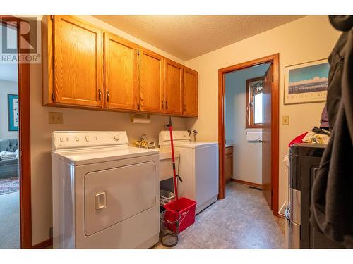 2615 Ridgeview Drive, Prince George, BC - Indoor Photo Showing Laundry Room