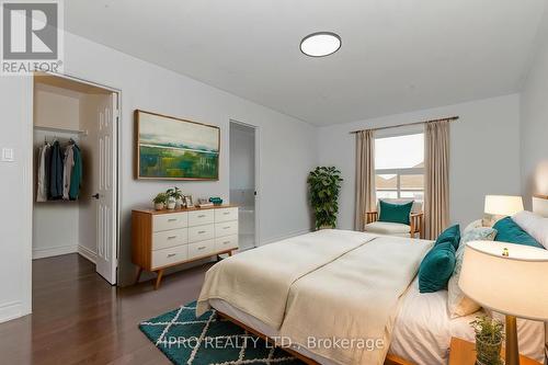 23 Hot Spring Road, Brampton, ON - Indoor Photo Showing Bedroom