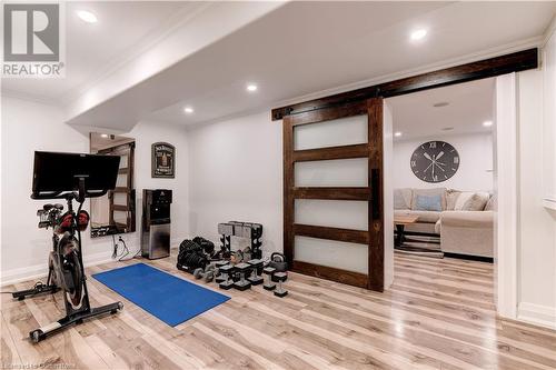 608 Lorne Street, Burlington, ON - Indoor Photo Showing Gym Room