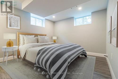 2 - 176 Mohawk Road W, Hamilton, ON - Indoor Photo Showing Bedroom