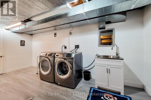 134 Bayview Drive, St. Catharines, ON - Indoor Photo Showing Laundry Room