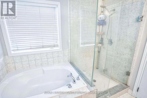 1382 Dallman Street, Innisfil, ON - Indoor Photo Showing Bathroom