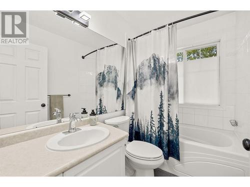 665 Cook Road Unit# 391, Kelowna, BC - Indoor Photo Showing Bathroom