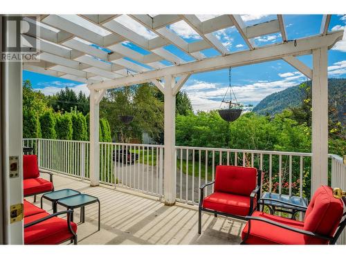 3301 Laburnum  Drive, Trail, BC - Outdoor With Deck Patio Veranda With Exterior