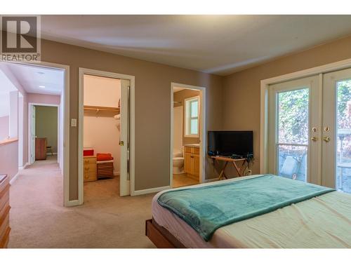 3301 Laburnum  Drive, Trail, BC - Indoor Photo Showing Bedroom