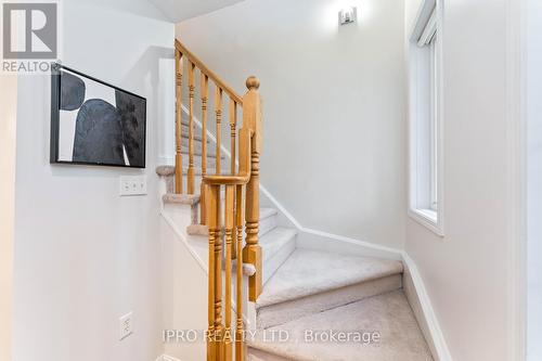 23 Manhattan Circle, Cambridge, ON - Indoor Photo Showing Other Room