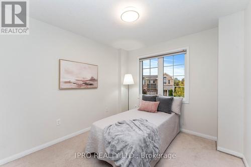 23 Manhattan Circle, Cambridge, ON - Indoor Photo Showing Bedroom