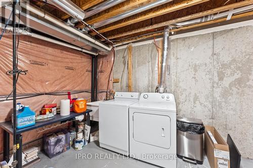 23 Manhattan Circle, Cambridge, ON - Indoor Photo Showing Laundry Room