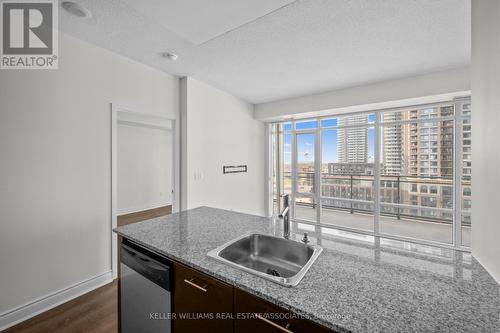 1208 - 365 Prince Of Wales Drive, Mississauga, ON - Indoor Photo Showing Kitchen