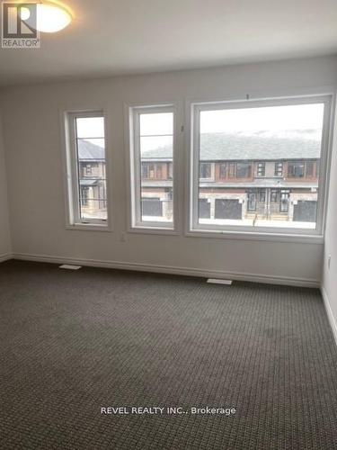 9 Bellhouse Avenue, Brantford, ON - Indoor Photo Showing Other Room