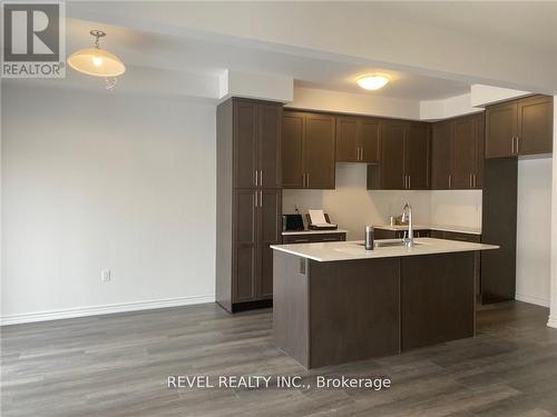 9 Bellhouse Avenue, Brantford, ON - Indoor Photo Showing Kitchen