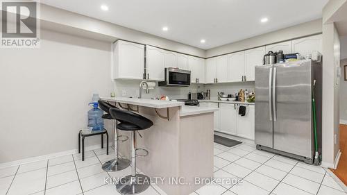 22 Serenity Lane, Brampton, ON - Indoor Photo Showing Kitchen