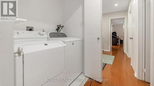 22 Serenity Lane, Brampton, ON - Indoor Photo Showing Laundry Room