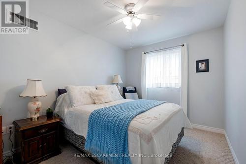 117 Anastasia Boulevard, West Lincoln, ON - Indoor Photo Showing Bedroom