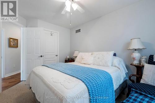 117 Anastasia Boulevard, West Lincoln, ON - Indoor Photo Showing Bedroom