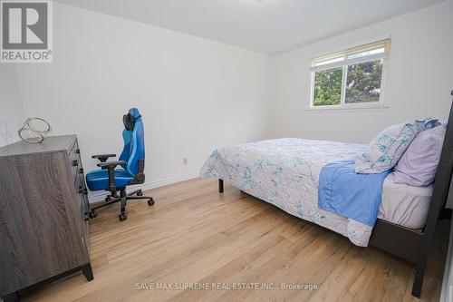 41 Brentwood Drive, Brampton, ON - Indoor Photo Showing Bedroom