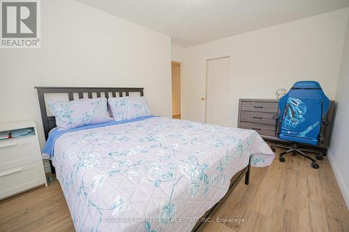 41 Brentwood Drive, Brampton, ON - Indoor Photo Showing Bedroom