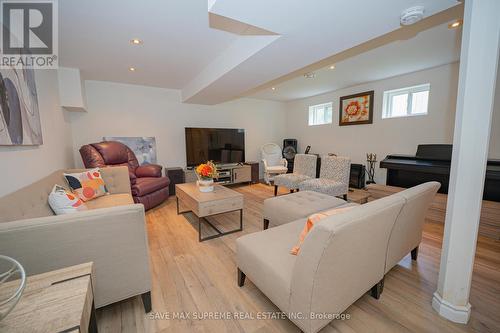 41 Brentwood Drive, Brampton, ON - Indoor