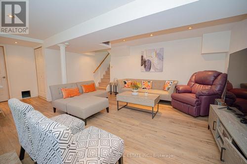 41 Brentwood Drive, Brampton, ON - Indoor Photo Showing Living Room