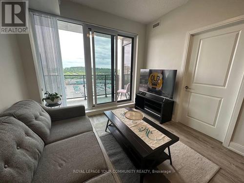 1201 - 9600 Yonge Street E, Richmond Hill, ON - Indoor Photo Showing Living Room