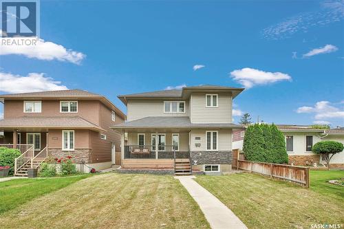 2516 Kelvin Avenue, Saskatoon, SK - Outdoor With Deck Patio Veranda