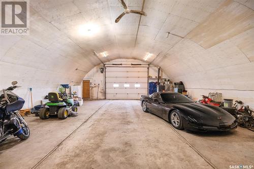 Harlos Acreage, Moose Jaw Rm No. 161, SK - Indoor Photo Showing Garage