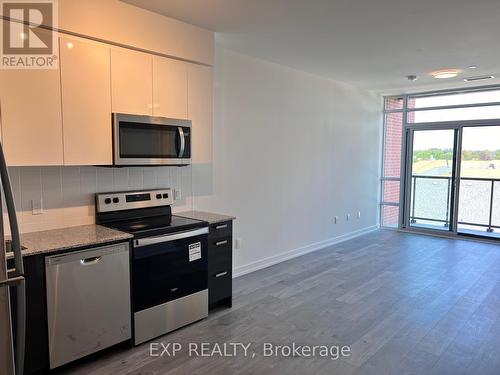 520 - 1010 Dundas Street, Whitby, ON - Indoor Photo Showing Kitchen