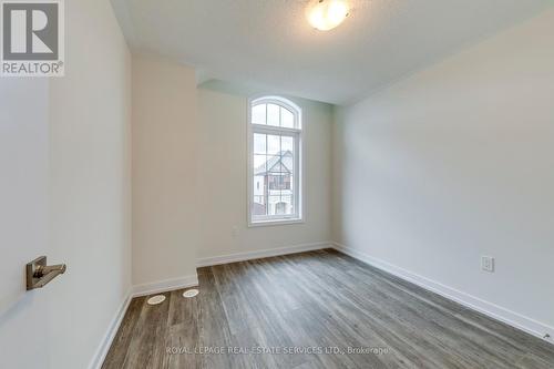 1335 Kobzar Drive, Oakville, ON - Indoor Photo Showing Other Room