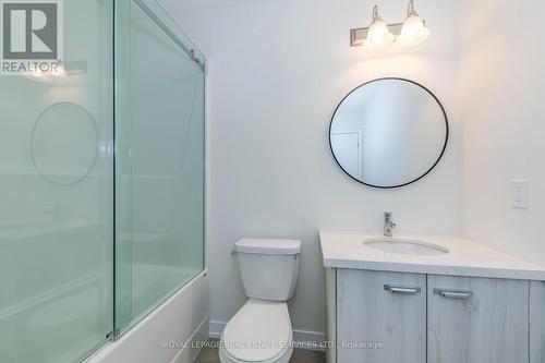 1335 Kobzar Drive, Oakville, ON - Indoor Photo Showing Bathroom