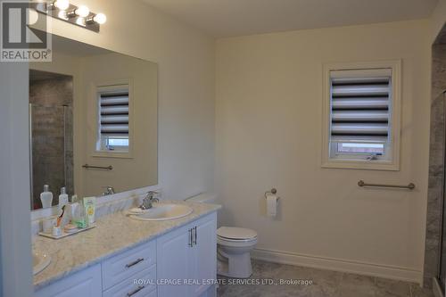 4031 Eternity Way, Oakville, ON - Indoor Photo Showing Bathroom