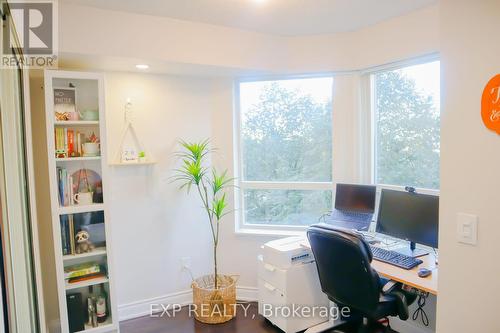 412 - 325 Webb Drive, Mississauga, ON - Indoor Photo Showing Office