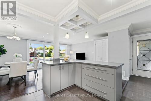 23 Penetang Crescent, Toronto, ON - Indoor Photo Showing Kitchen