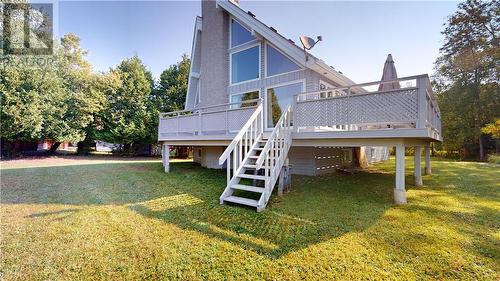 193 Meadow Lark Place, Ice Lake, ON - Outdoor