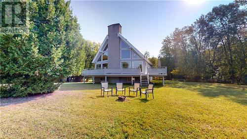 193 Meadow Lark Place, Ice Lake, ON - Outdoor With Deck Patio Veranda