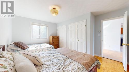 193 Meadow Lark Place, Ice Lake, ON - Indoor Photo Showing Bedroom