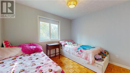 193 Meadow Lark Place, Ice Lake, ON - Indoor Photo Showing Bedroom