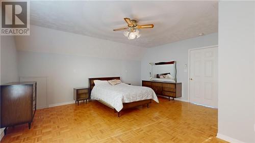 193 Meadow Lark Place, Ice Lake, ON - Indoor Photo Showing Bedroom