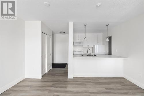 89 Pine St # 305, Sault Ste. Marie, ON - Indoor Photo Showing Kitchen