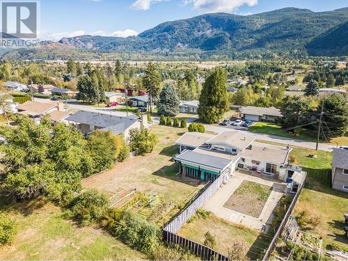 2600 6Th  Avenue, Castlegar, BC - Outdoor With View