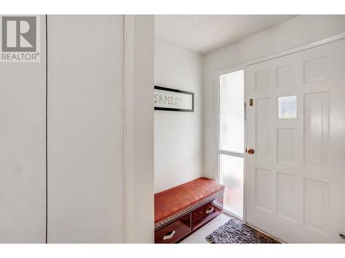 2600 6Th  Avenue, Castlegar, BC - Indoor Photo Showing Other Room