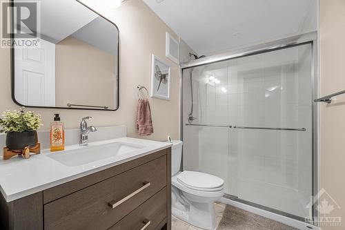 205 Kingswell Street, Ottawa, ON - Indoor Photo Showing Bathroom