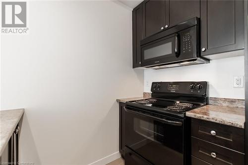 85 Robinson Street Unit# 601, Hamilton, ON - Indoor Photo Showing Kitchen