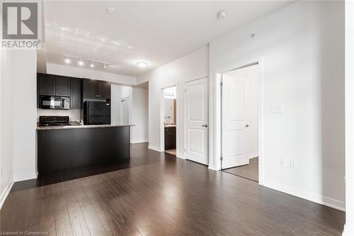 85 Robinson Street Unit# 601, Hamilton, ON - Indoor Photo Showing Kitchen