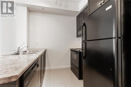 85 Robinson Street Unit# 601, Hamilton, ON - Indoor Photo Showing Kitchen With Double Sink