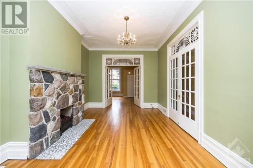 458 Mcleod Street, Ottawa, ON - Indoor Photo Showing Other Room With Fireplace