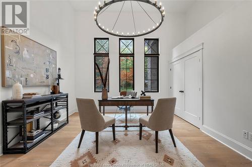 1300 Tanglewood, Lasalle, ON - Indoor Photo Showing Dining Room